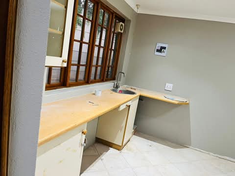 Cottage room available now for r4000 and r400  in Ferndale
