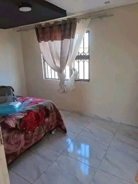 House to let available
rental price:r4000 pl  in Palm Ridge
