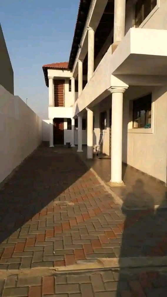 Ext 10 apartments available for rental.
come  in Protea Glen