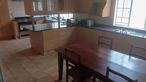 Room to rent for one person in jeppe east
47  in Kensington