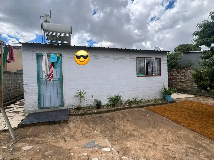 2 bedroom house available immediately to rent  in Ivory Park