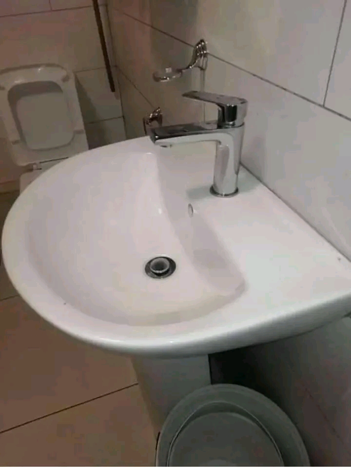 Room available in a shared apartment at blue   in Kempton park