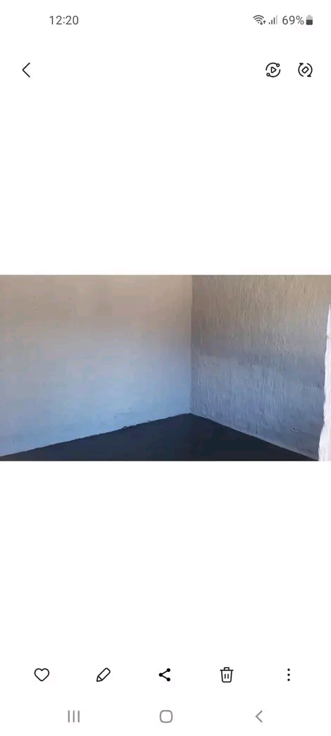 Looking for a clean and safe room to rent?wel  in Kempton Park