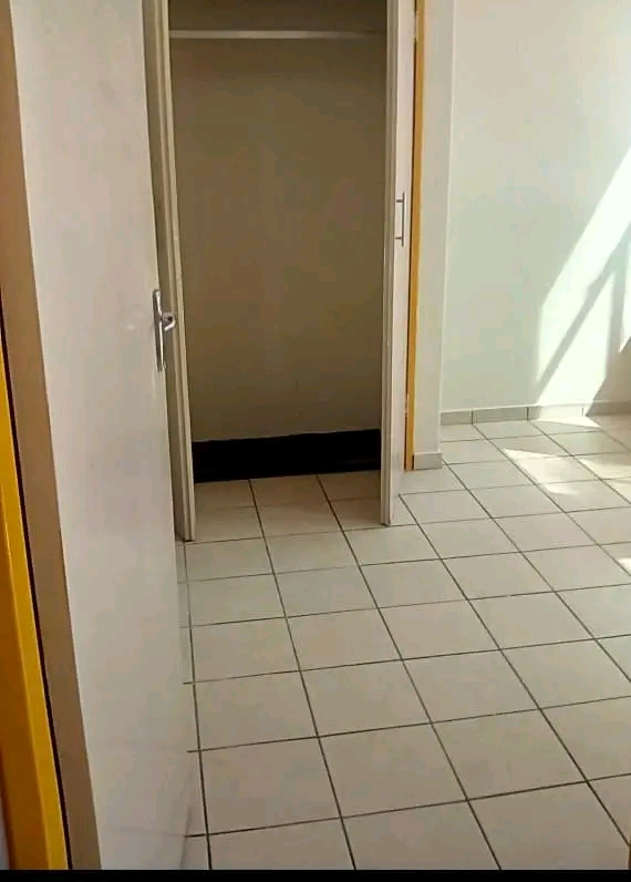 1 bedroom flat to let | cnr jepee&von willeig  in Johannesburg