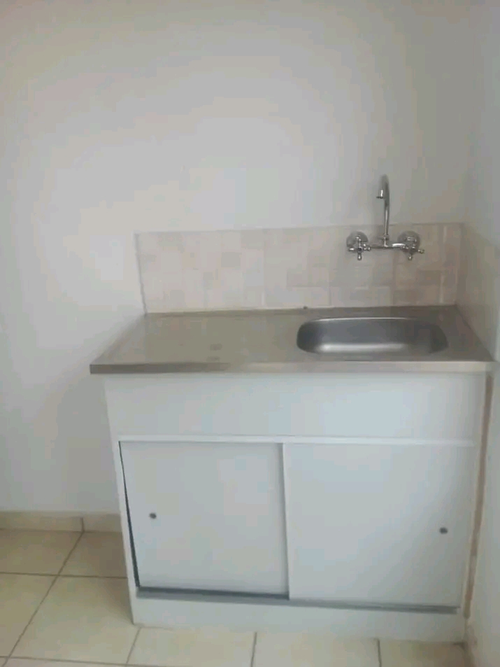 Cottage available for rental soweto...

1 s  in Naledi