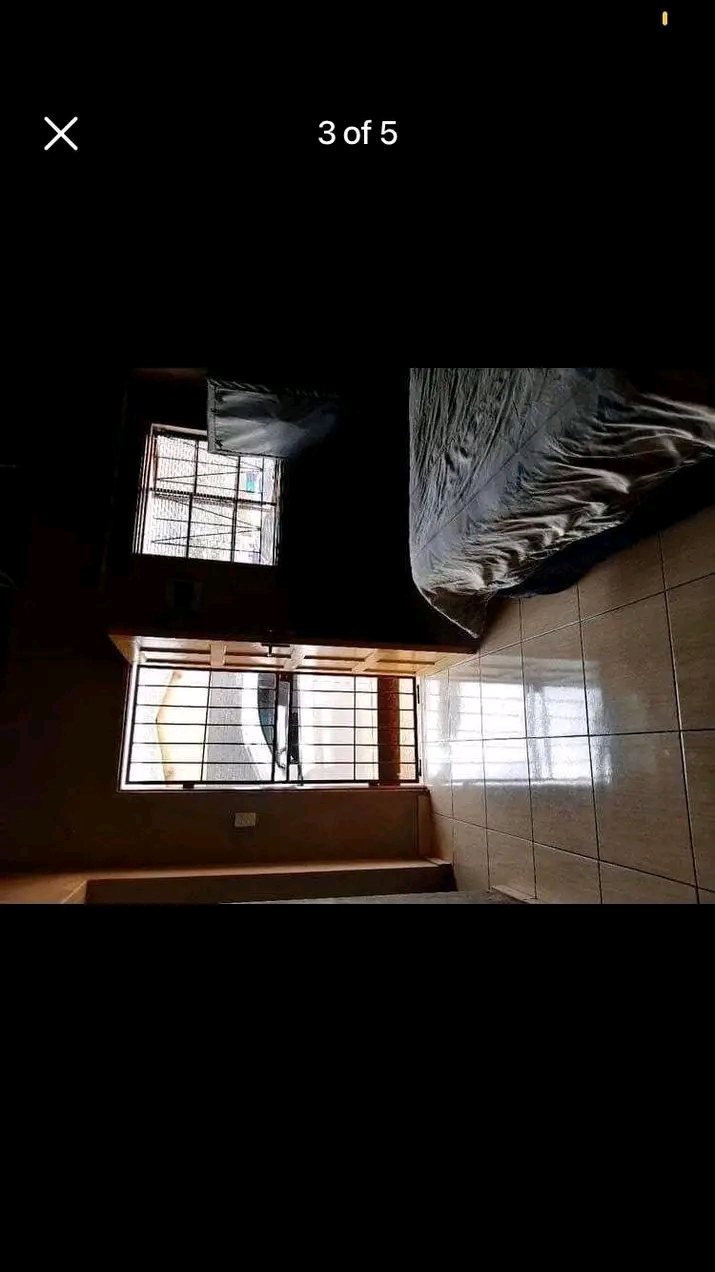 Room available at mamelodi ext 11, with showe  in Mamelodi