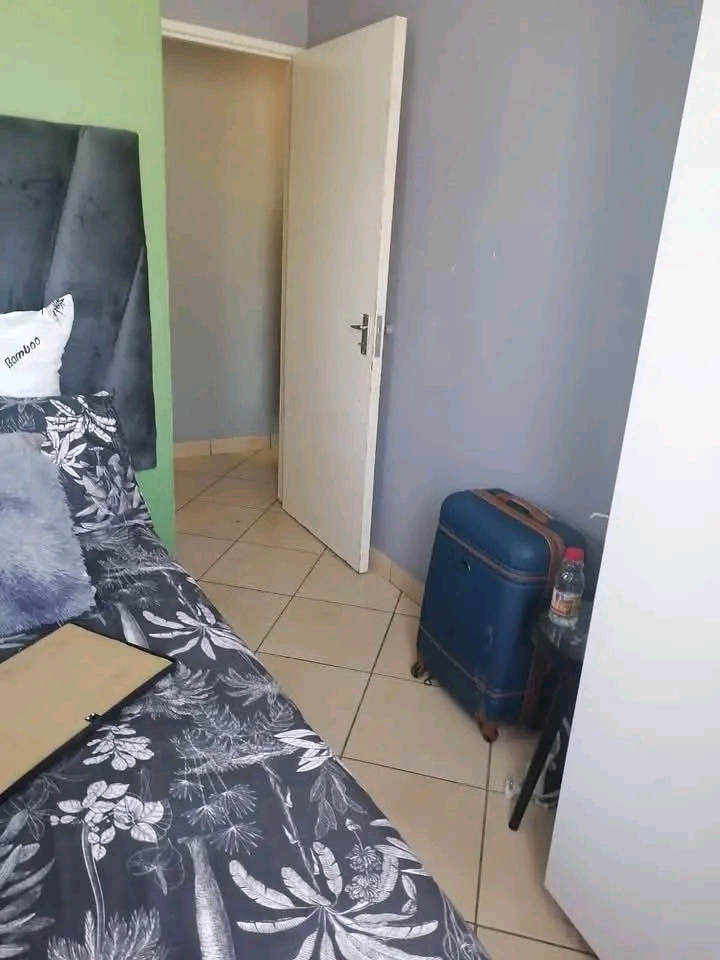 1 bedroom to rent in a three bedroom house in  in Midrand