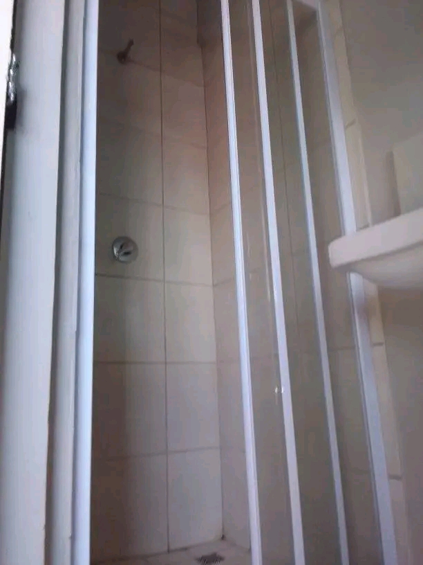 Bachelor s flats to rent in 130 hunter and be  in Yeoville