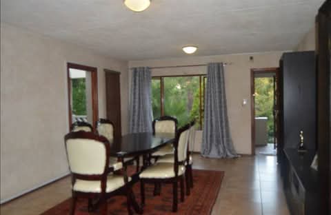 2 bedroom 1 bathroom apartment in (sandton)
  in Bryanston