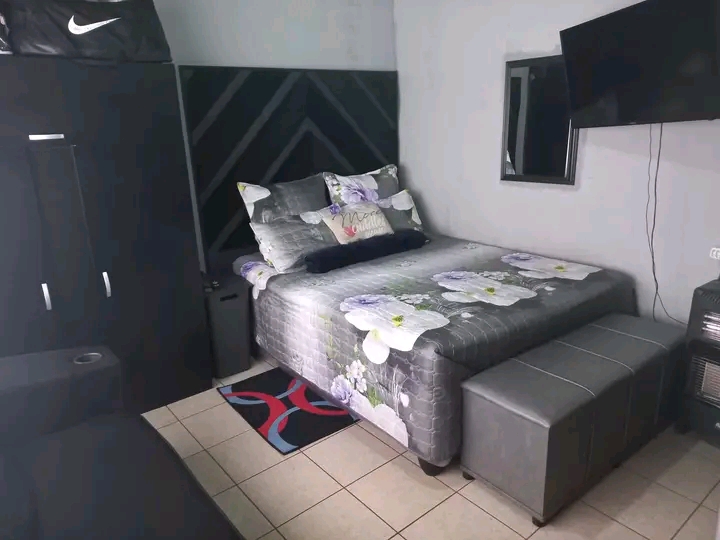 A room will be available as from the 1st of j  in Vosloorus