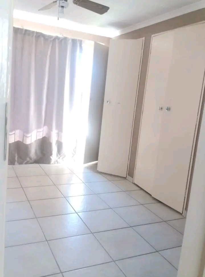 A spacious 3 bedroom 2 bath house in ext 4 �  in Norkem Park