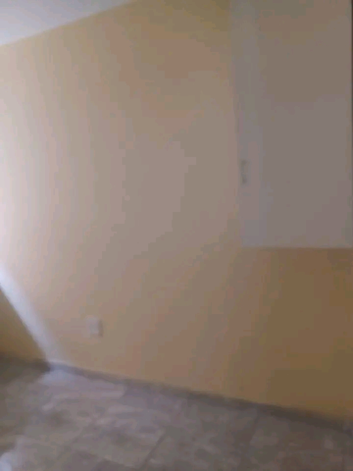 Brand new place to rent for 2700
unlimited f  in Yeoville
