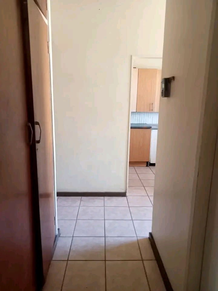 A big bedroom combined with a big half room i  in Sunnyside