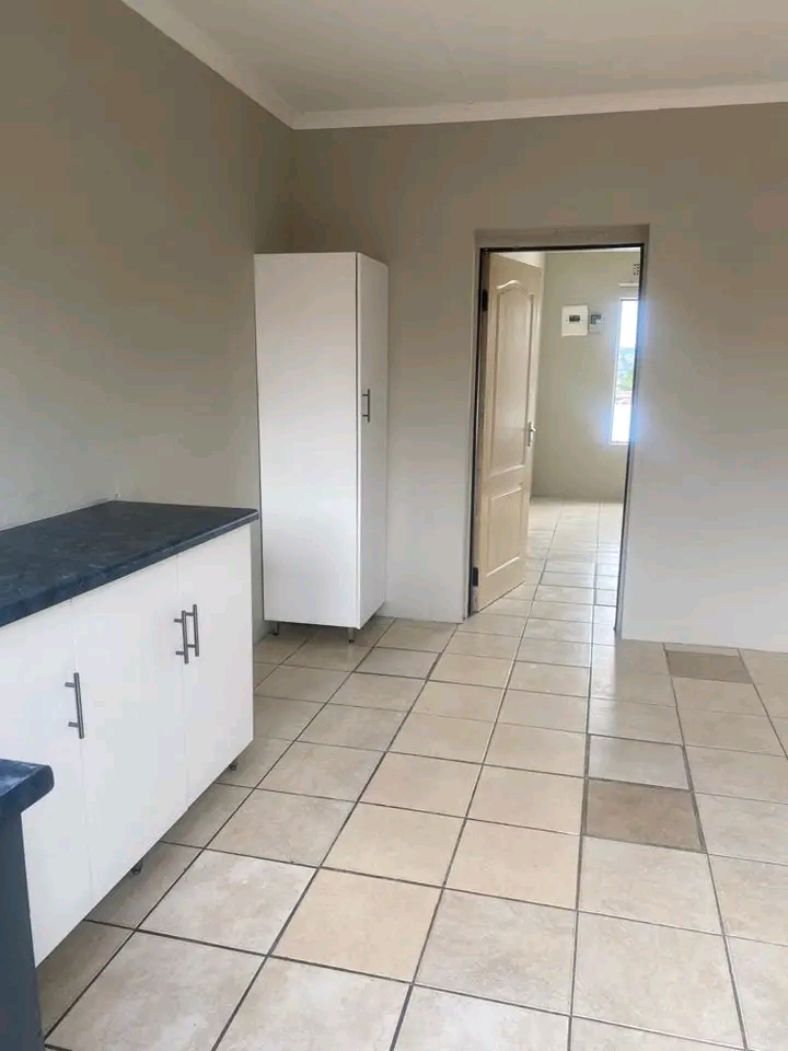 Other 1 bedroom bachelor  available to rental  in Orlando West