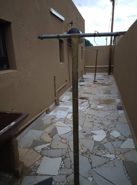 Smart and newly built ensuite available right  in Protea Glen