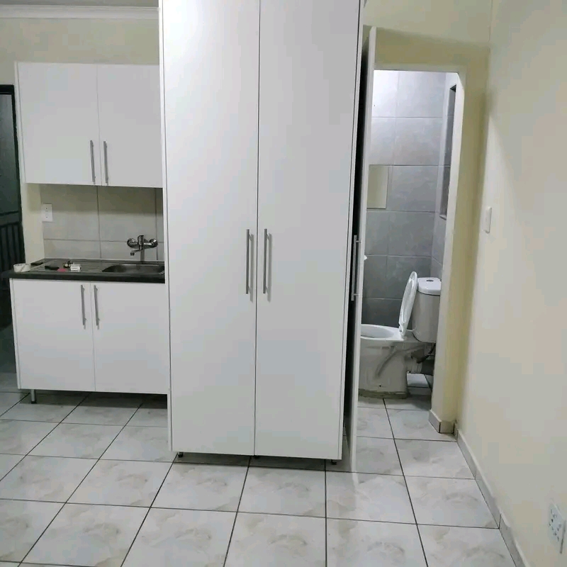 Cottage available from 1 march at ext 7 saraj  in Cosmo City