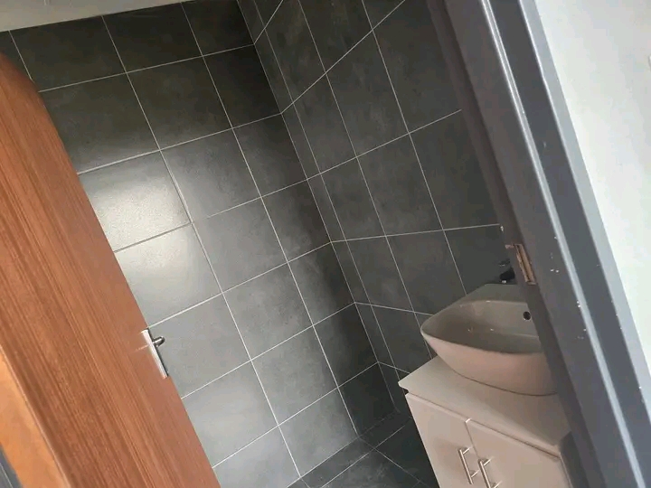 Townhouse available for rent,very secure comp  in Florida