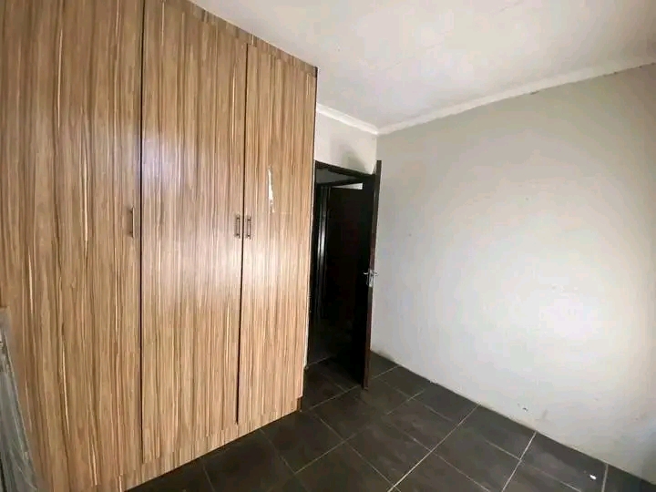 Stand alone house to rent
3 bedroom house av  in Clayville