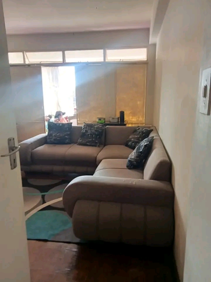 A big bedroom combined with a big half room i  in Sunnyside
