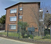 1 bedroom neatly maintained unit at 6 reeders  in Haddon