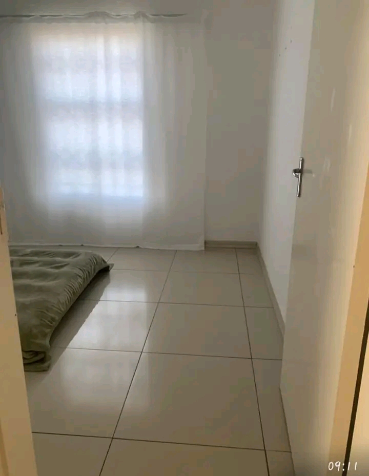 This beautiful house is empty & available to   in Boksburg