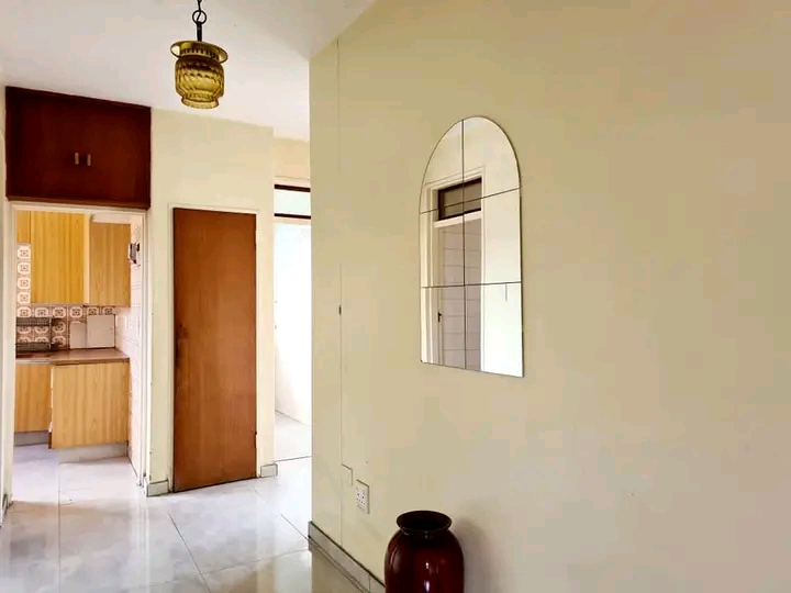Secure 2 bedroom apartment in de villiers str  in Turffontein