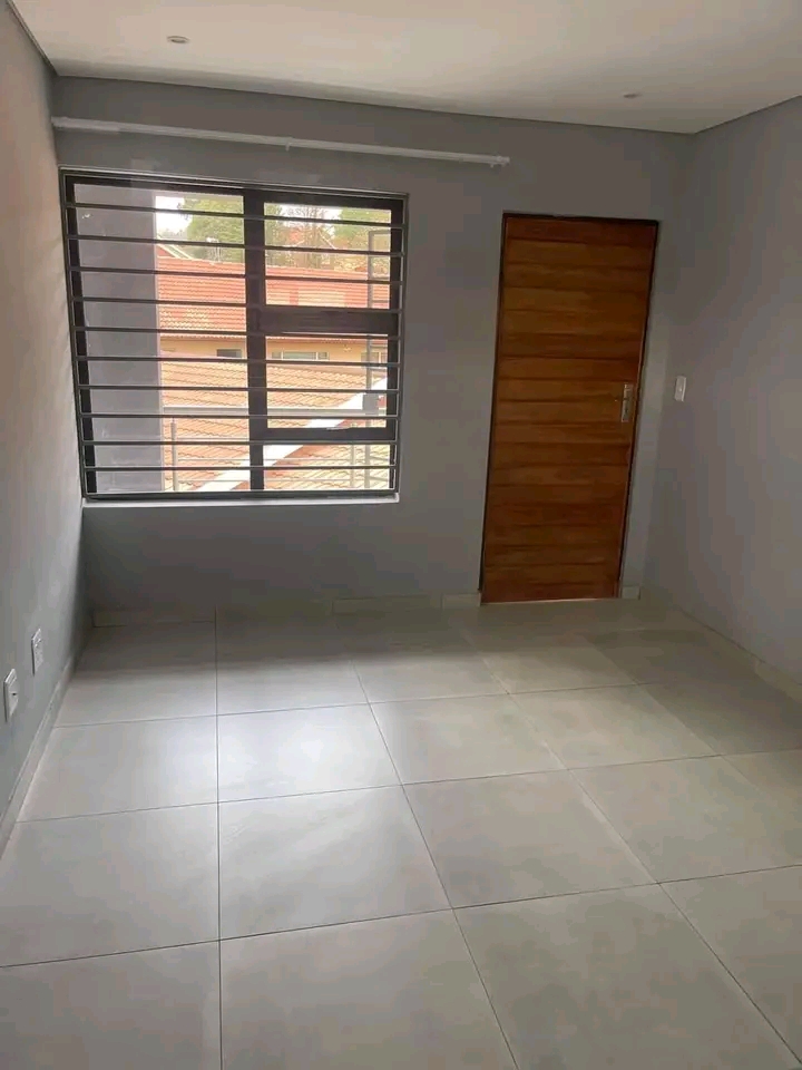 1 bedroom unit for r4300 for rental available  in Naturena