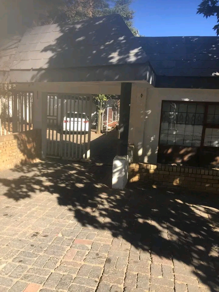 1 bedroom cottage available for rental now ne  in Bramely