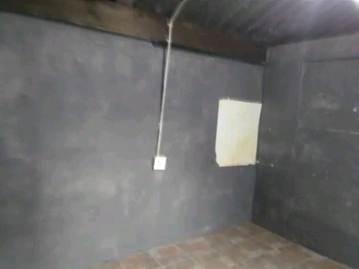A spacious room to rent in ext 1, langa side.  in Ebony Park