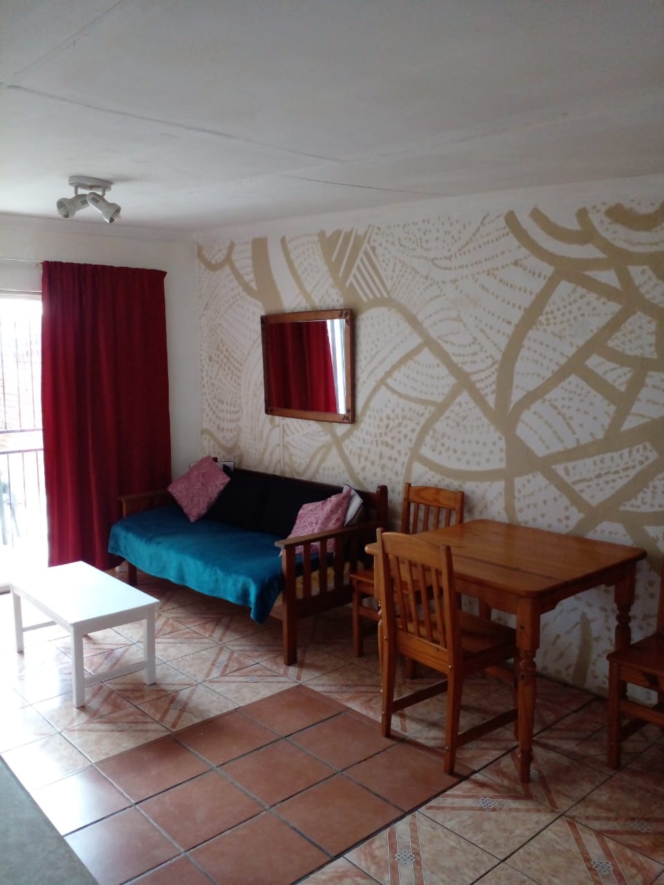 1 bedroom  garden cottage available as from 1  in Rewlatch