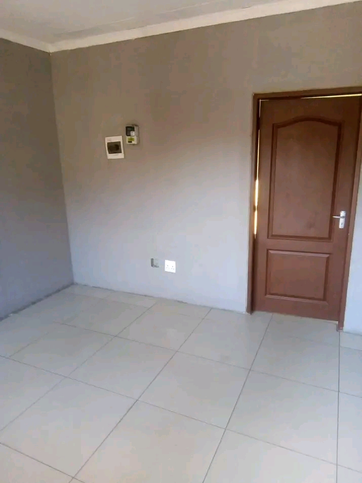 A very beautiful ❤️ quiet place available  in Chiawelo