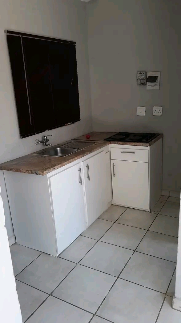 Renovated now ready for occupation r2900 bach  in Cosmo City