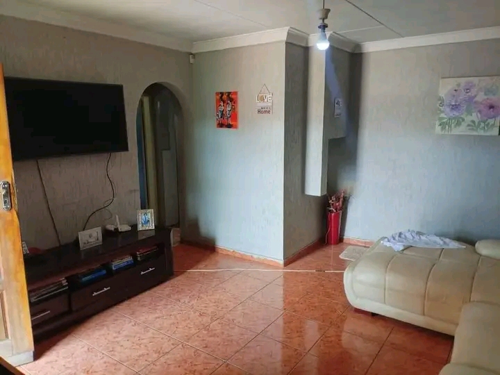 A stand alone house is available immediately.  in Vosloorus