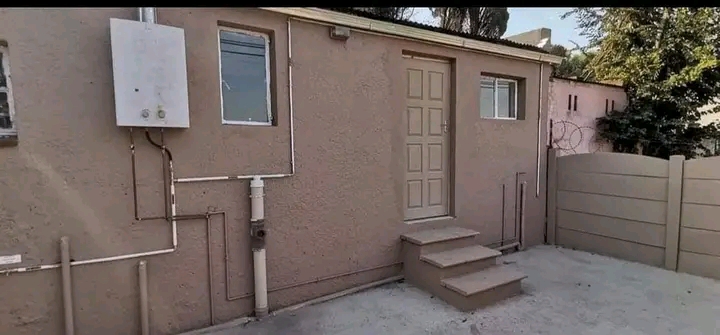 Cozy 1 bedroom, 1 bathroom with open plan kit  in Florida