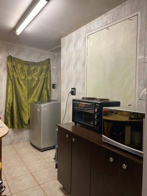 3 bedroom house with fitted kitchenette with   in Rabie ridge