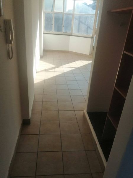 For nice and clean bachelors with balcony. el  in Johannesburg