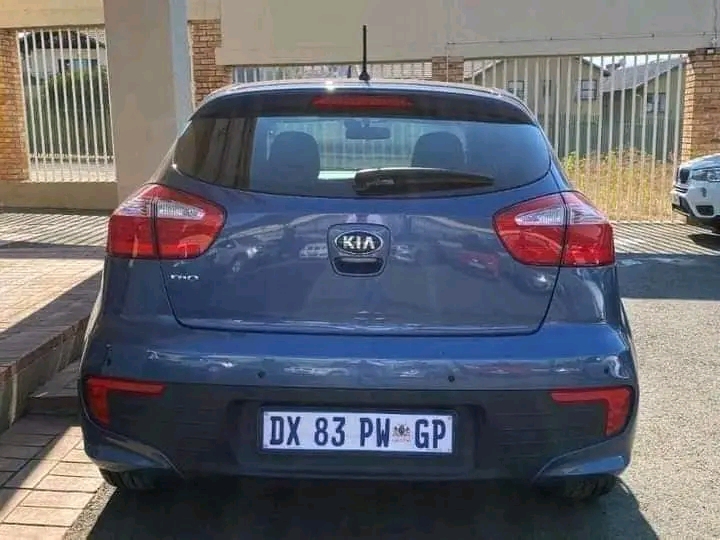 2017 kia rio hatchback
now available !! 
r5  in Bramely