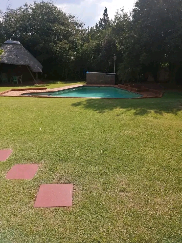 3 bedroom house for rental in horison.
locat  in Roodepoort