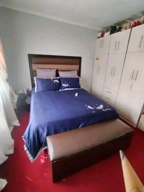 Two bedroom house available in marimba for 48  in Vosloorus