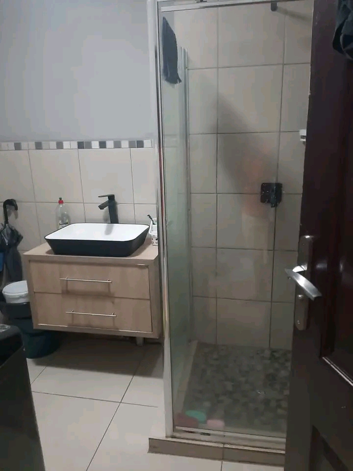 2 bedroom apartment/cottage available immedia  in Germiston