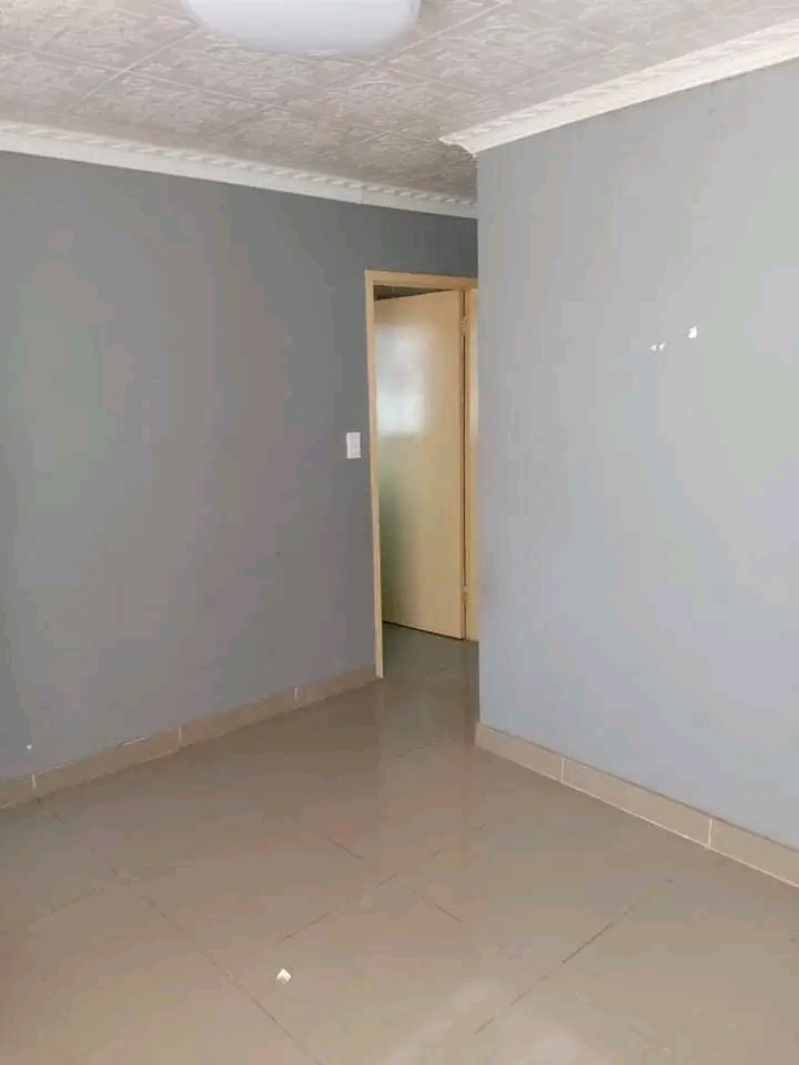 This house is located in a quiet and friendly  in Birch Acres
