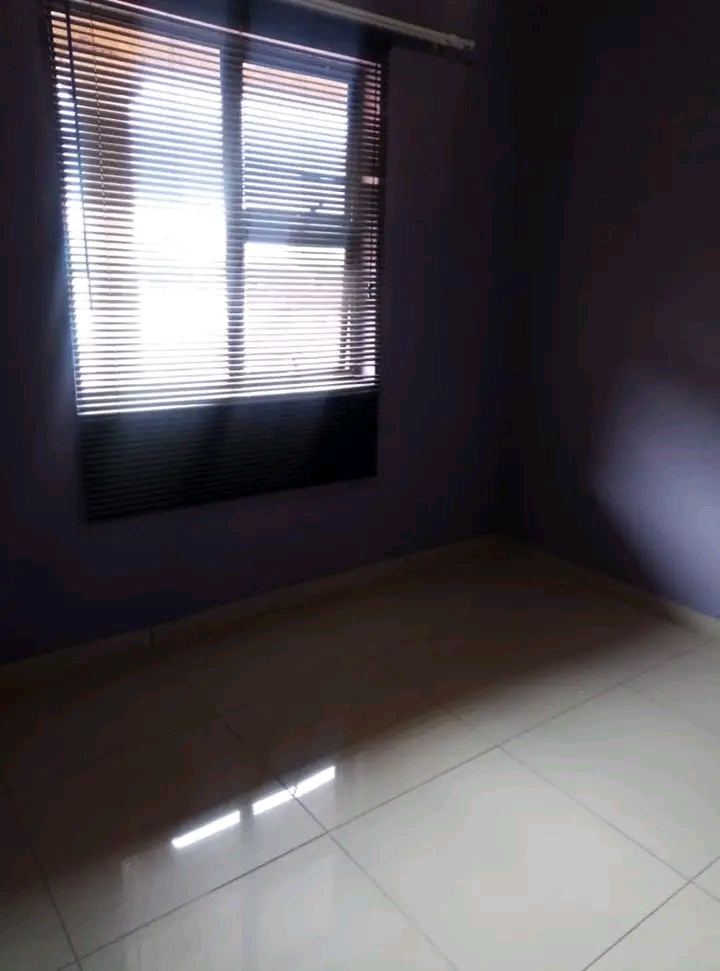 En-suite room
beautiful spacious en-suite un  in Orlando East