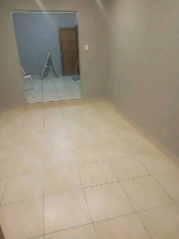 2 room of en-suite big one not far from themb  in Orlando East