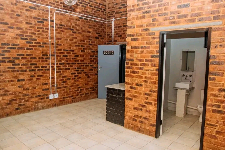 Wimpie towers on 179 jeppe street
* 1st mont  in Johannesburg