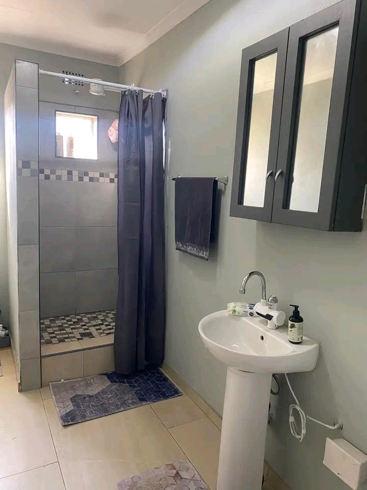 🏠2 bedroom apartment to let. new modder -   in Benoni