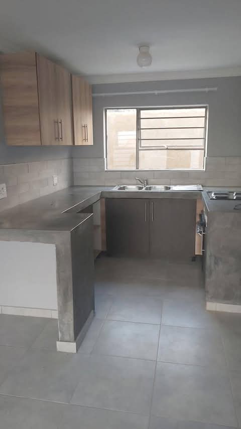 2 bedroom will be available month end ext7 @   in Nellmaphius