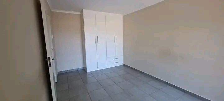 2 bedroom house in ext 3 in a boom gated area  in Birch Acres