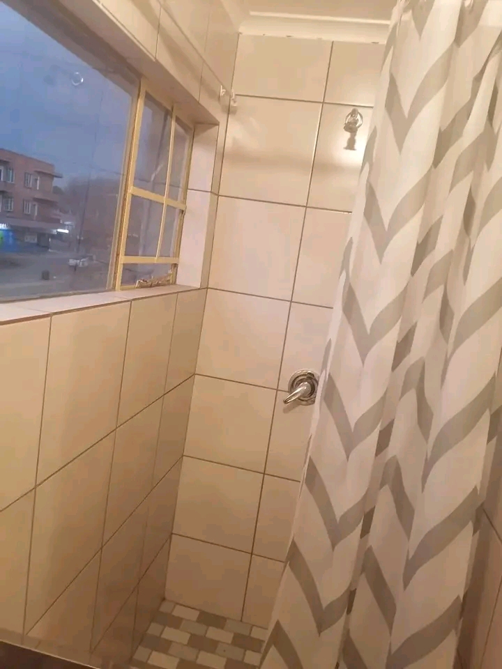Cosy brand new bachelors.
r2000.
water and   in Rosettenville