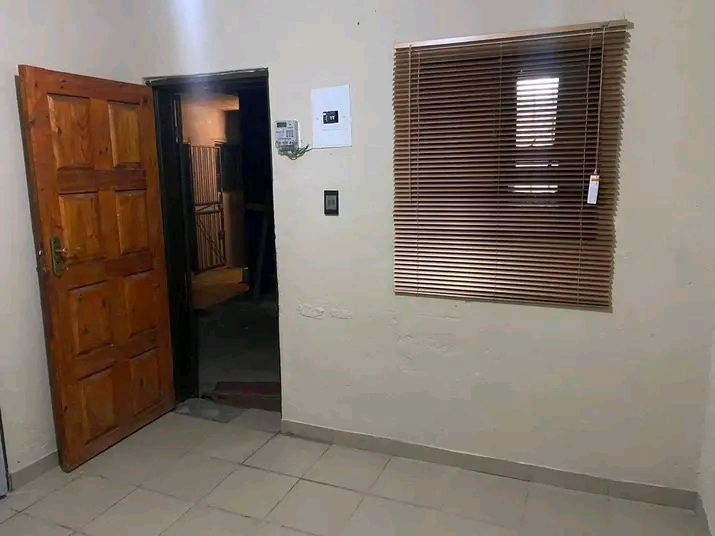 2000 ensuit standard room to rent immediately  in Dobsonville