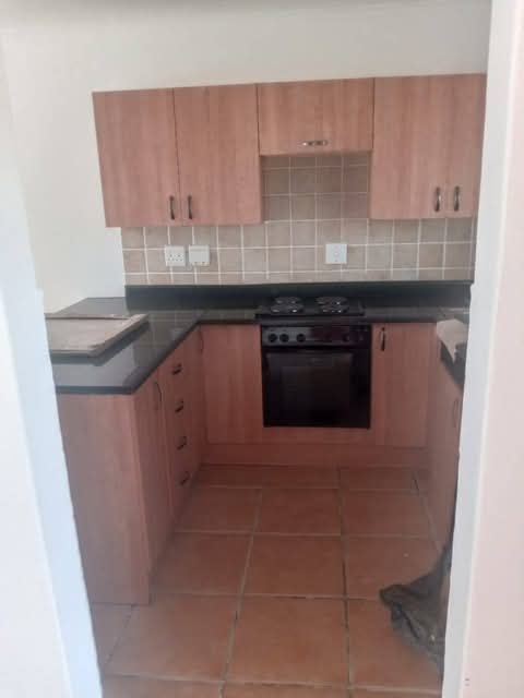 Johannesburg south sparrowgate lifestyle esta  in Mondeor